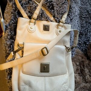 Elegant DKNY Cream Leather Tote Bag